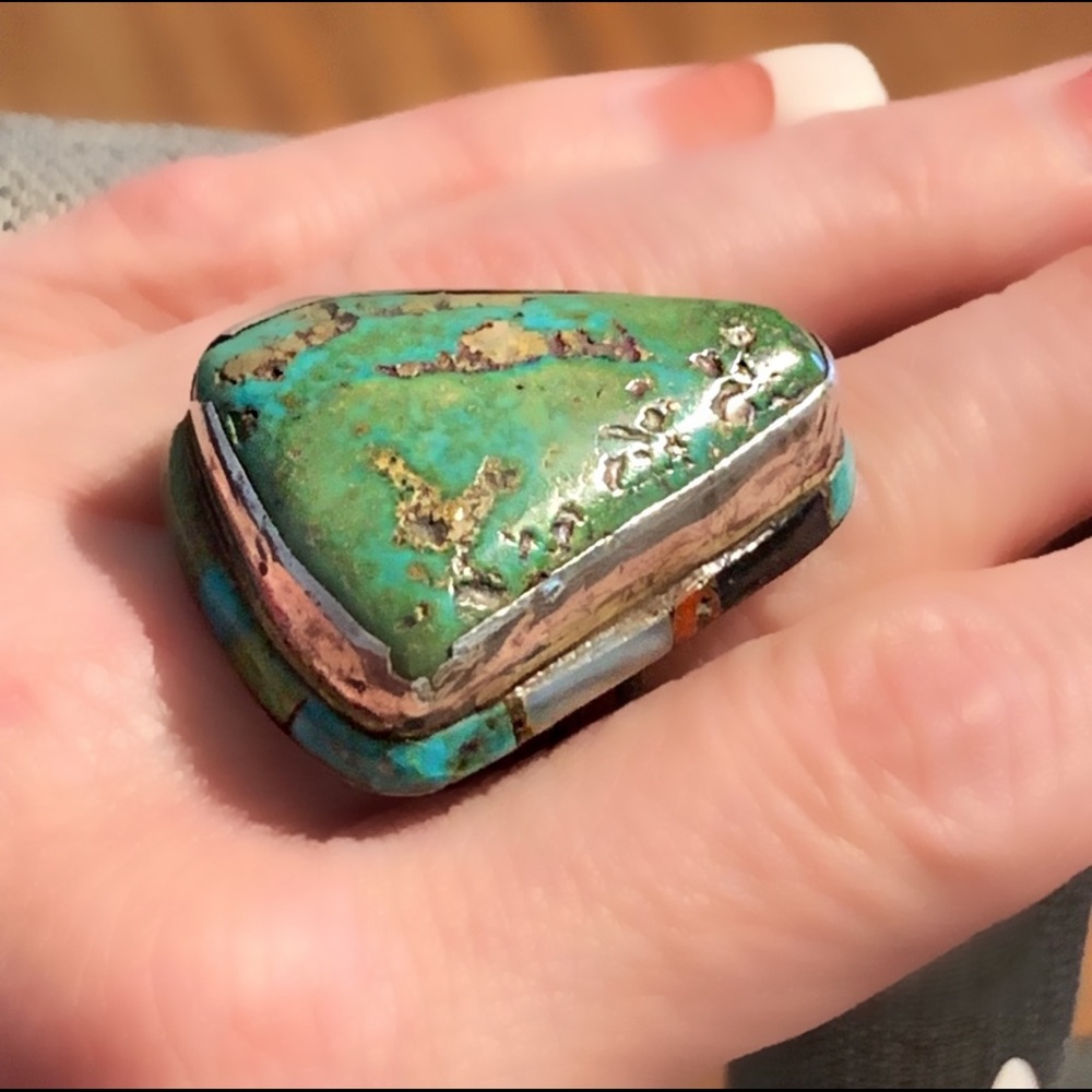 NOT FOR SALE 🚫 VTG NA Turquoise w/ Inlaid Ring - Picture 1 of 8